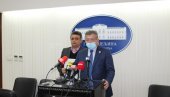 СВИМА ОБЕЋАНЕ ПАРЕ: Бијељински аграрни фонд баш одрешио кесу СВИМА ОБЕЋАНЕ ПАРЕ: Бијељински аграрни фонд баш одрешио кесу