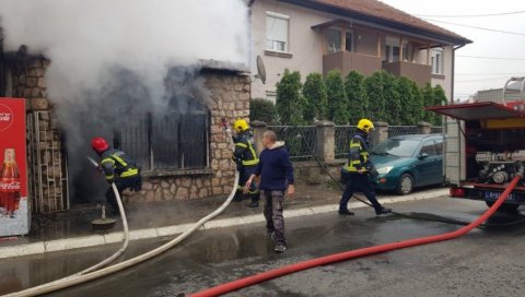 ДЕТАЉИ ЕКСПЛОЗИЈЕ У НОВОМ ПАЗАРУ: Повређен мушкарац, зна се шта је изазвало несрећу ДЕТАЉИ ЕКСПЛОЗИЈЕ У НОВОМ ПАЗАРУ: Повређен мушкарац, зна се шта је изазвало несрећу
