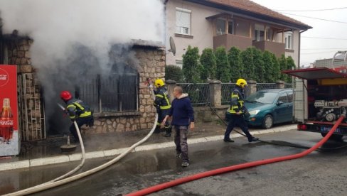 DETALJI EKSPLOZIJE U NOVOM PAZARU: Povređen muškarac, zna se šta je izazvalo nesreću DETALJI EKSPLOZIJE U NOVOM PAZARU: Povređen muškarac, zna se šta je izazvalo nesreću