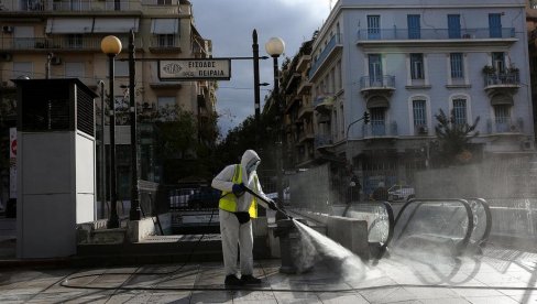 КОРОНА У ГРЧКОЈ: Преминуло близу 100 људи, заражено још 1.383 људи КОРОНА У ГРЧКОЈ: Преминуло близу 100 људи, заражено још 1.383 људи