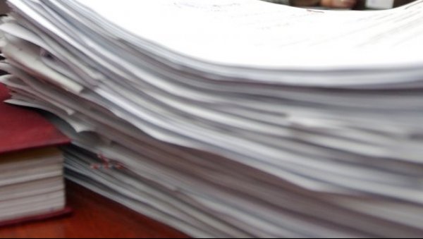 ОМБУДСМАНА ЗВАЛИ 3.000 ПУТА: Заштитнику грађана у току прошле године највише жалби пристигло због ЈКП Београдске електране ОМБУДСМАНА ЗВАЛИ 3.000 ПУТА: Заштитнику грађана у току прошле године највише жалби пристигло због ЈКП Београдске електране