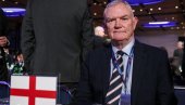 УБИЛА ГА ПОЛИТИЧКА (НЕ)КОРЕКТНОСТ: Председник ФА поднео оставку због наводног расизма УБИЛА ГА ПОЛИТИЧКА (НЕ)КОРЕКТНОСТ: Председник ФА поднео оставку због наводног расизма