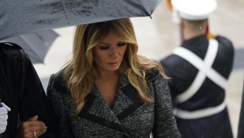 ТРАГЕДИЈА У ПОРОДИЦИ ТРАМП: Меланија објавила тужне вести ТРАГЕДИЈА У ПОРОДИЦИ ТРАМП: Меланија објавила тужне вести