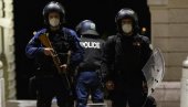 ВАНДАЛИЗАМ И ШИРЕЊЕ ВЕРСКЕ МРЖЊЕ У ЖЕНЕВИ: На православну цркву бачена црвена фарба ВАНДАЛИЗАМ И ШИРЕЊЕ ВЕРСКЕ МРЖЊЕ У ЖЕНЕВИ: На православну цркву бачена црвена фарба