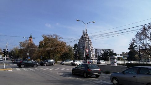 ВАНРЕДНА СИТУАЦИЈА И У ПАРАЋИНУ: Одлука донета због погоршане ситуације са ковидом ВАНРЕДНА СИТУАЦИЈА И У ПАРАЋИНУ: Одлука донета због погоршане ситуације са ковидом