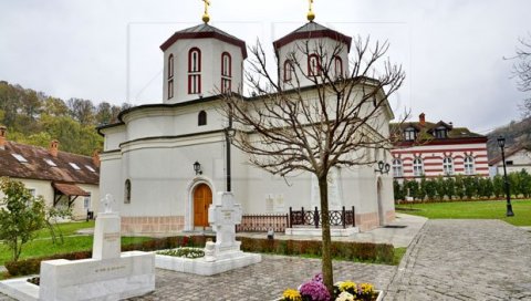 ПАТРИЈАРХ ПАВЛЕ ЗА НАРОД ОДУВЕК СВЕТАЦ: Пре тачно 11 година преминуо је наш велики духовник (ВИДЕО) ПАТРИЈАРХ ПАВЛЕ ЗА НАРОД ОДУВЕК СВЕТАЦ: Пре тачно 11 година преминуо је наш велики духовник (ВИДЕО)
