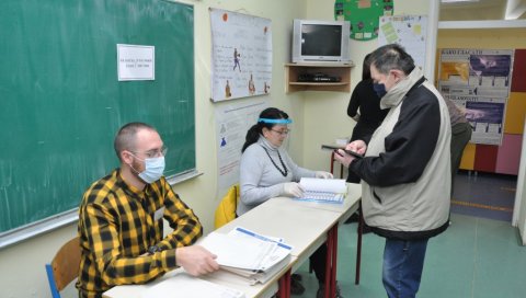 ПРВИ РЕЗУЛТАТИ ИЗБОРА У МОСТАРУ: Највише гласова за ХДЗ, српска листа Остајте овде има представнике у градском већу ПРВИ РЕЗУЛТАТИ ИЗБОРА У МОСТАРУ: Највише гласова за ХДЗ, српска листа Остајте овде има представнике у градском већу