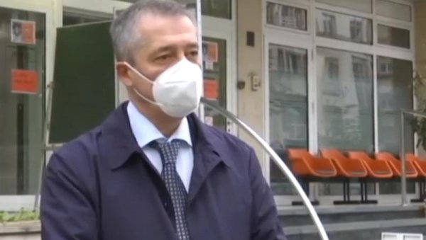 ИНСТИТУТ ЗА РЕУМАТОЛОГИЈУ ОПЕТ У ЦРВЕНОЈ ЗОНИ: Убрзано се пуни - најмлађи пацијент има 24 године, најстарији 94 ИНСТИТУТ ЗА РЕУМАТОЛОГИЈУ ОПЕТ У ЦРВЕНОЈ ЗОНИ: Убрзано се пуни - најмлађи пацијент има 24 године, најстарији 94