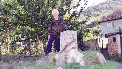 ЧИКА ЉУБИНА РЕПЛИКА БУДИ НОСТАЛГИЈУ: Сведочанство старог изгледа Вршачке куле у Првомајској улици у Вршцу ЧИКА ЉУБИНА РЕПЛИКА БУДИ НОСТАЛГИЈУ: Сведочанство старог изгледа Вршачке куле у Првомајској улици у Вршцу