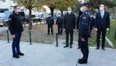 ВУЛИН: Србија се носи са последицама мигрантске кризе боље од већине европских земаља ВУЛИН: Србија се носи са последицама мигрантске кризе боље од већине европских земаља