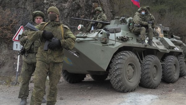 СУКОБ НА КАВКАЗУ: Русија нуди помоћ Азербејџану и Јерменији СУКОБ НА КАВКАЗУ: Русија нуди помоћ Азербејџану и Јерменији