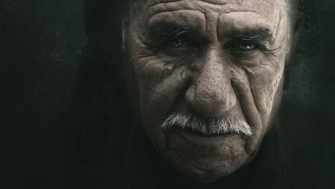 ZAVRŠIO OSMI RAZRED SA 88 LETA: Čovek nakon 67 godina položio gradivo sa odličnim uspehom
