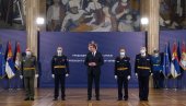 VUČIĆ URUČIO ODLIKOVANJA: Srbija sposobna da se nosi sa svim bezbednosnim izazovima VUČIĆ URUČIO ODLIKOVANJA: Srbija sposobna da se nosi sa svim bezbednosnim izazovima
