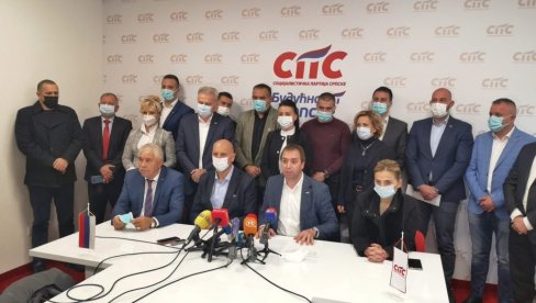 СЕЛАК ХОЋЕ САСТАНАК СА СНСД: Тврди да не преговара са опозицијом СЕЛАК ХОЋЕ САСТАНАК СА СНСД: Тврди да не преговара са опозицијом