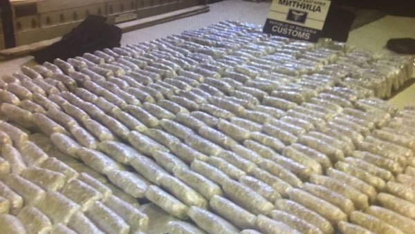 ШВЕРЦ У БУГАРСКОЈ-РОБИЈА У СРБИЈИ: У Пироту споразум о признању кривице за шверц 1025 килограма марихуане ШВЕРЦ У БУГАРСКОЈ-РОБИЈА У СРБИЈИ: У Пироту споразум о признању кривице за шверц 1025 килограма марихуане