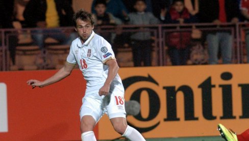 LAZOVIĆ STAO UZ VIDIĆA: Nema poređenja između Nemanje i ljudi koji predstavljaju srpski fudbal LAZOVIĆ STAO UZ VIDIĆA: Nema poređenja između Nemanje i ljudi koji predstavljaju srpski fudbal
