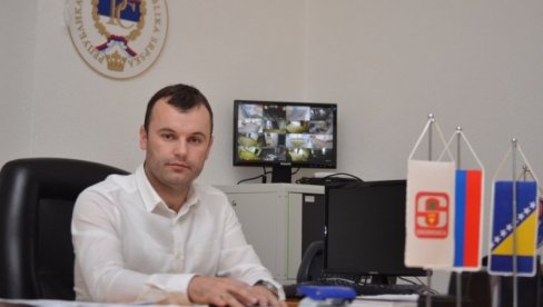 POBEDNIK OTKRIO O ČEMU SE RADI: Grujičić vjeruje da izbori u Srebrenici neće biti poništeni POBEDNIK OTKRIO O ČEMU SE RADI: Grujičić vjeruje da izbori u Srebrenici neće biti poništeni
