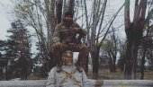 АЗЕРИ ВАНДАЛИЗОВАЛИ СПОМЕНИК ЈЕРМЕНСКОГ ХЕРОЈА: Нови инцидент у Шушију (ФОТО) АЗЕРИ ВАНДАЛИЗОВАЛИ СПОМЕНИК ЈЕРМЕНСКОГ ХЕРОЈА: Нови инцидент у Шушију (ФОТО)