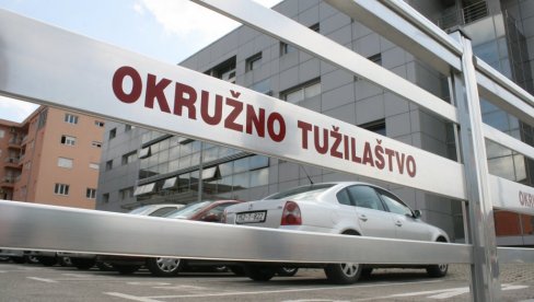 OJT BANJALUKA PODIGLA OPTUŽNICU PROTIV SAŠE BUNIĆA: Oštetio vozila novinarima OJT BANJALUKA PODIGLA OPTUŽNICU PROTIV SAŠE BUNIĆA: Oštetio vozila novinarima