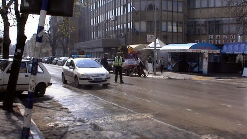 PREKO 300 KONTROLA: U Pirotskom okrugu pojačane kontrole poštovanja mera PREKO 300 KONTROLA: U Pirotskom okrugu pojačane kontrole poštovanja mera