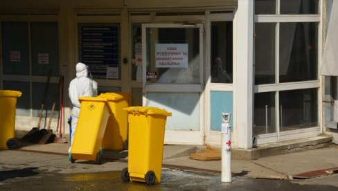 ВАНРЕДНА СИТУАЦИЈА ЈЕ СВЕ ИЗВЕСНИЈА: У Крушевцу све више случајева вируса корона ВАНРЕДНА СИТУАЦИЈА ЈЕ СВЕ ИЗВЕСНИЈА: У Крушевцу све више случајева вируса корона