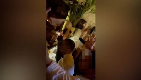 КОРОНА ЖУРКА УСРЕД БЕОГРАДА: Комуналци улетели у познати клуб и прекинули прославу (ВИДЕО) КОРОНА ЖУРКА УСРЕД БЕОГРАДА: Комуналци улетели у познати клуб и прекинули прославу (ВИДЕО)