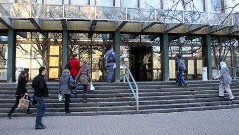 ОСМОРИЦИ МЛАДИЋА ИЗ ШИДА 45 ГОДИНА РОБИЈЕ: Пресуђено за покушај убиства и наношење повреда у Лазе Телечког ОСМОРИЦИ МЛАДИЋА ИЗ ШИДА 45 ГОДИНА РОБИЈЕ: Пресуђено за покушај убиства и наношење повреда у Лазе Телечког