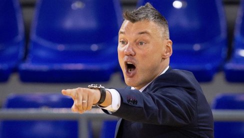 ZVEZDA JE TIM SA VELIKIM AMBICIJAMA: Šarunas Jasikevičijus se oglasio pred duel sa crveno-belima u Evroligi ZVEZDA JE TIM SA VELIKIM AMBICIJAMA: Šarunas Jasikevičijus se oglasio pred duel sa crveno-belima u Evroligi