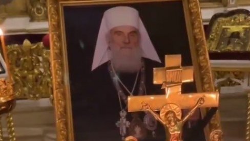 ПОЧАСТ ИРИНЕЈУ ОДАЈЕ СЕ У СВИМ КРАЈЕВИМА СВЕТА: У Москви одржан помен Патријарху (ВИДЕО) ПОЧАСТ ИРИНЕЈУ ОДАЈЕ СЕ У СВИМ КРАЈЕВИМА СВЕТА: У Москви одржан помен Патријарху (ВИДЕО)