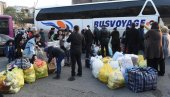ЗОВ РОДНЕ ГРУДЕ: Јермени се враћају у Карабах, Руси чувају народ (ВИДЕО) ЗОВ РОДНЕ ГРУДЕ: Јермени се враћају у Карабах, Руси чувају народ (ВИДЕО)
