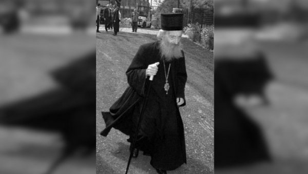 УМАЊЕН ТЕЛОМ, ГОРОСТАС ДУХОМ: Положајем и чином патријарх Павле био је први, а углавном је живео као последњи УМАЊЕН ТЕЛОМ, ГОРОСТАС ДУХОМ: Положајем и чином патријарх Павле био је први, а углавном је живео као последњи