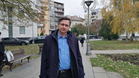 ISTORIČAR MILOŠ KOVIĆ ZA NOVOSTI: Smrt patrijarha Irineja i mitropolita Amfilohija je završetak jedne epohe ISTORIČAR MILOŠ KOVIĆ ZA NOVOSTI: Smrt patrijarha Irineja i mitropolita Amfilohija je završetak jedne epohe