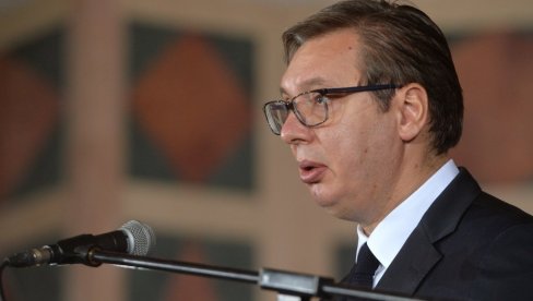 НИКО НИЈЕ ВЕРОВАО ДА ЋЕМО УСПЕТИ: Вучић у обиласку нове ковид болнице - захвалио се радницима НИКО НИЈЕ ВЕРОВАО ДА ЋЕМО УСПЕТИ: Вучић у обиласку нове ковид болнице - захвалио се радницима