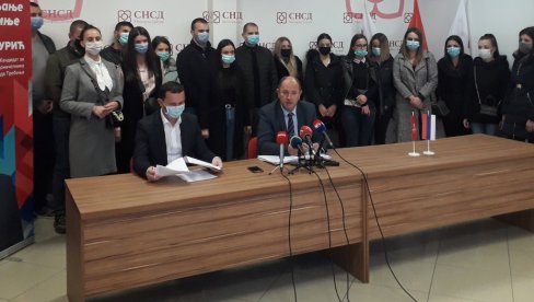 СЛЕДЕ КРИВИЧНЕ ПРИЈАВЕ: Локални избори у Требињу су завршени, али не и препуцавања између најјаче странке и опозиције СЛЕДЕ КРИВИЧНЕ ПРИЈАВЕ: Локални избори у Требињу су завршени, али не и препуцавања између најјаче странке и опозиције