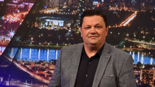 ГРАДИЛИШТЕ НА ОБАЛИ ДУНАВА: Челник Земуна Гаврило Ковачевић најављује реконструкцију кеја и градњу инфраструктуре у ободним насељима ГРАДИЛИШТЕ НА ОБАЛИ ДУНАВА: Челник Земуна Гаврило Ковачевић најављује реконструкцију кеја и градњу инфраструктуре у ободним насељима