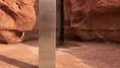 MISTERIOZNI MONOLIT U SAD: U blizini Las Vegasa pojavio se objekat nepoznatog porekla MISTERIOZNI MONOLIT U SAD: U blizini Las Vegasa pojavio se objekat nepoznatog porekla