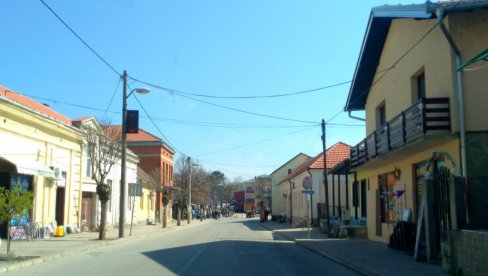 ЗБОГ ВЕЛИКОГ БРОЈА ЗАРАЖЕНИХ: Још једна општина у Србији прогласила ванредну ситуацију ЗБОГ ВЕЛИКОГ БРОЈА ЗАРАЖЕНИХ: Још једна општина у Србији прогласила ванредну ситуацију