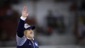 ПОСЛЕДЊИ ПОЗДРАВ НАЈВЕЋЕМ СВИХ ВРЕМЕНА: Председник Вучић се опростио од Марадоне ПОСЛЕДЊИ ПОЗДРАВ НАЈВЕЋЕМ СВИХ ВРЕМЕНА: Председник Вучић се опростио од Марадоне