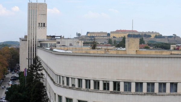 ПОДРШКА ПОКРАЈИНСКЕ ВЛАДЕ ЗДРАВСТВУ: КЦ Војводине 8,1 милион динара за набавку апарата ПОДРШКА ПОКРАЈИНСКЕ ВЛАДЕ ЗДРАВСТВУ: КЦ Војводине 8,1 милион динара за набавку апарата