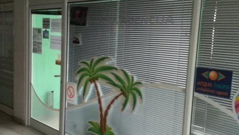 НЕМА НИ ЛЕТОВАЊА, А НИ ПАРА: Десетине оштећених траже од чачанске агенције ММ голд враћање новца за уплаћене аранжмане НЕМА НИ ЛЕТОВАЊА, А НИ ПАРА: Десетине оштећених траже од чачанске агенције ММ голд враћање новца за уплаћене аранжмане
