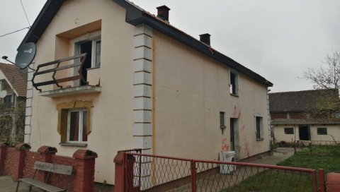 ДЕТАЉИ ХОРОРА У БОГАТИЋУ: Радници центра за социјални рад нису имали шта да обуку деци да би их одвели на преглед ДЕТАЉИ ХОРОРА У БОГАТИЋУ: Радници центра за социјални рад нису имали шта да обуку деци да би их одвели на преглед