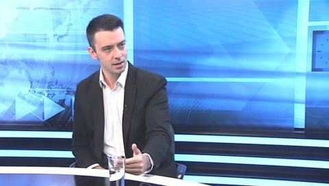 БУГАРСКИ ПОСЛАНИК: Лаж о македонској нацији Бугарској прво наметао СССР, а сада ЕУ и САД БУГАРСКИ ПОСЛАНИК: Лаж о македонској нацији Бугарској прво наметао СССР, а сада ЕУ и САД