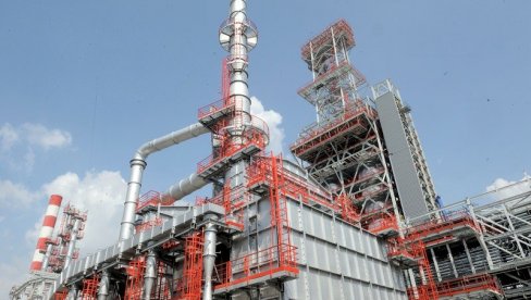 ПОТПУНИ КОЛАПС? Једна од највећих рафинерија нафте обуставила рад ПОТПУНИ КОЛАПС? Једна од највећих рафинерија нафте обуставила рад