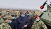 РУСКИ ТЕНКОВИ ЗА ВЕЋУ БОРБЕНУ ГОТОВОСТ СРБИЈЕ Вучић поручио: Циљ нам је да оснажимо нашу војску и позицију војне неутралности