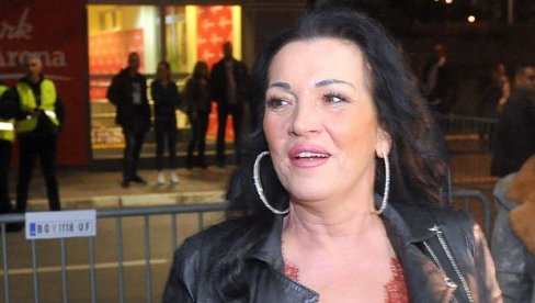 PUSTIĆU INTIMNI SNIMAK, DA BUDEM MODERNA: Goca Božinovska iznenadila izjavom - To bi mi bio super povratak! PUSTIĆU INTIMNI SNIMAK, DA BUDEM MODERNA: Goca Božinovska iznenadila izjavom - To bi mi bio super povratak!