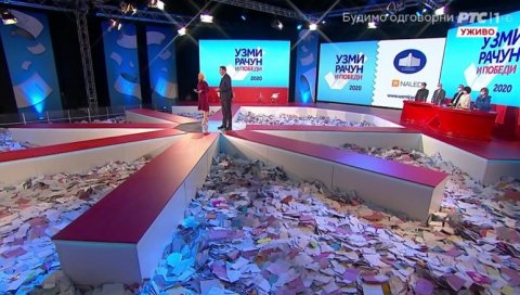 Они су добили аутомобиле у наградној игри „Узми рачун и победи 2020” Они су добили аутомобиле у наградној игри „Узми рачун и победи 2020”
