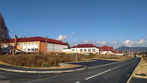 СОКОЛАЦ НАВЛАЧИ ЗИМСКО РУХО: После Основне школе, утопљава се 21 зграда, Општина и Обданиште СОКОЛАЦ НАВЛАЧИ ЗИМСКО РУХО: После Основне школе, утопљава се 21 зграда, Општина и Обданиште