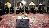 СВЕ ЗБОГ УБИСТВА НУКЛЕАРНОГ НАУЧНИКА: Иран донео одлуку о обогаћивању уранијума СВЕ ЗБОГ УБИСТВА НУКЛЕАРНОГ НАУЧНИКА: Иран донео одлуку о обогаћивању уранијума