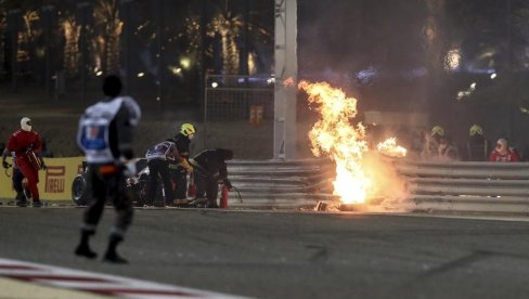 UŽASAN UDES GROŽANA: Probio ogradu, bolid se prepolovio i zapalio! UŽASAN UDES GROŽANA: Probio ogradu, bolid se prepolovio i zapalio!