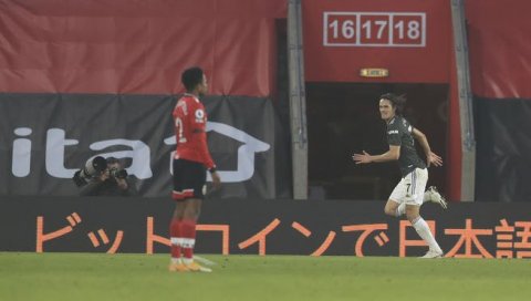 ПРЕОКРЕТ У РЕЖИЈИ КАВАНИЈА: Манчестер од 0:2 до 3:2 ПРЕОКРЕТ У РЕЖИЈИ КАВАНИЈА: Манчестер од 0:2 до 3:2